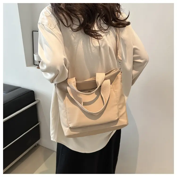 2024 Black Korean Casual Shoulder Messenger Bag — feature 17