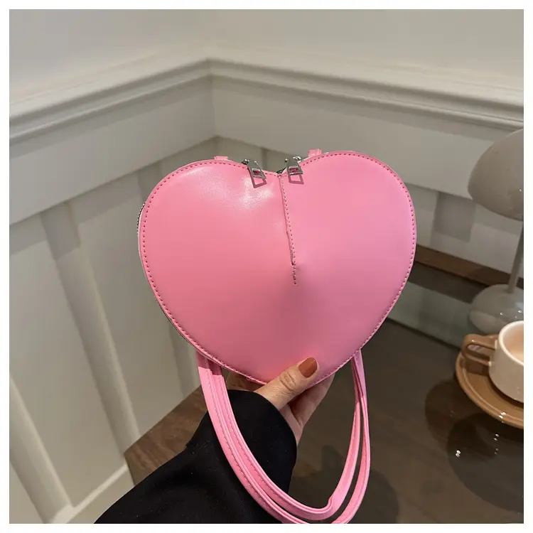 Heart Shape Black Underarm Bag for Women — feature 13