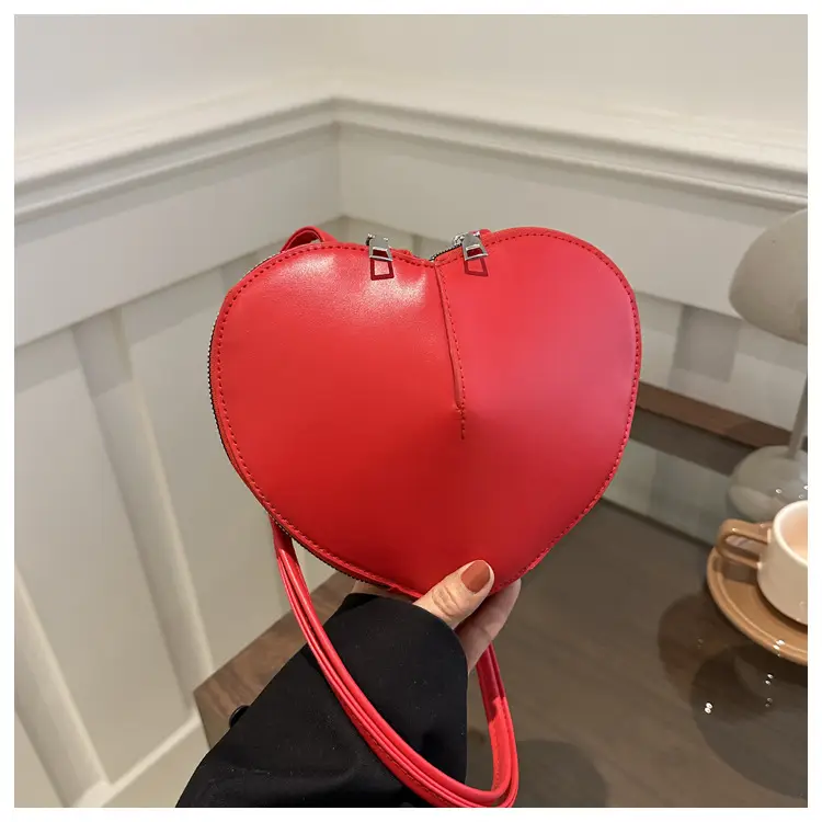 Heart Shape Black Underarm Bag for Women — feature 17