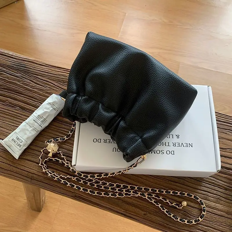 Trendy Women's Textured Chain Shoulder Bag New 2026 - Image 7