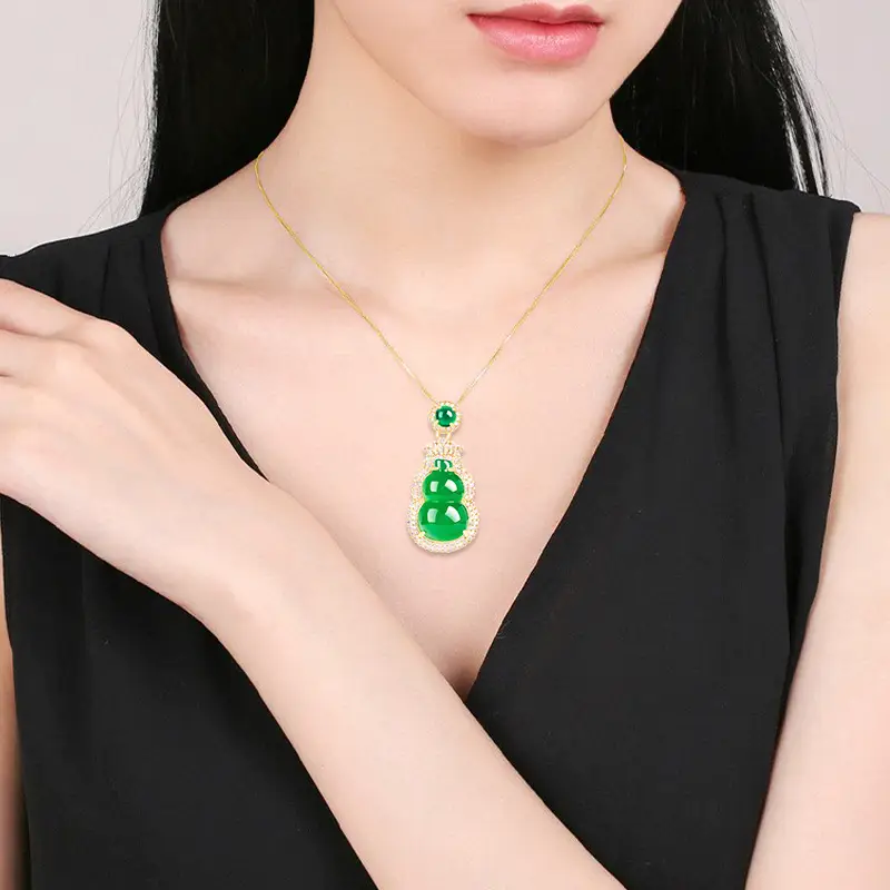 Natural Green Agate Gourd Jade Pendant Women's Necklace - Image 5
