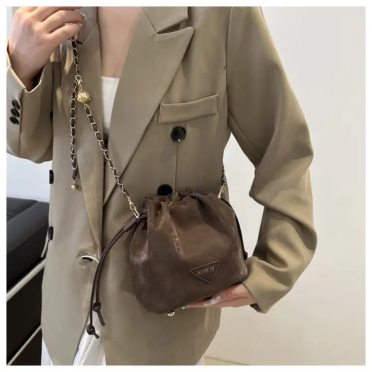 Black Pleated Bucket Bag Women Soft PU Drawstring Shoulder Crossbody 2024 — feature 25