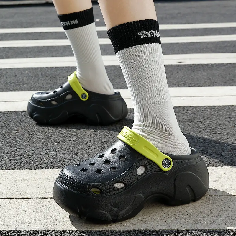 Summer Clogs for Women, Outdoor Wear, Thick-Soled, Comfortable and Versatile Casual Sandals, Breathable and Comfortable for Beach and Cross-Border Trade - Image 6