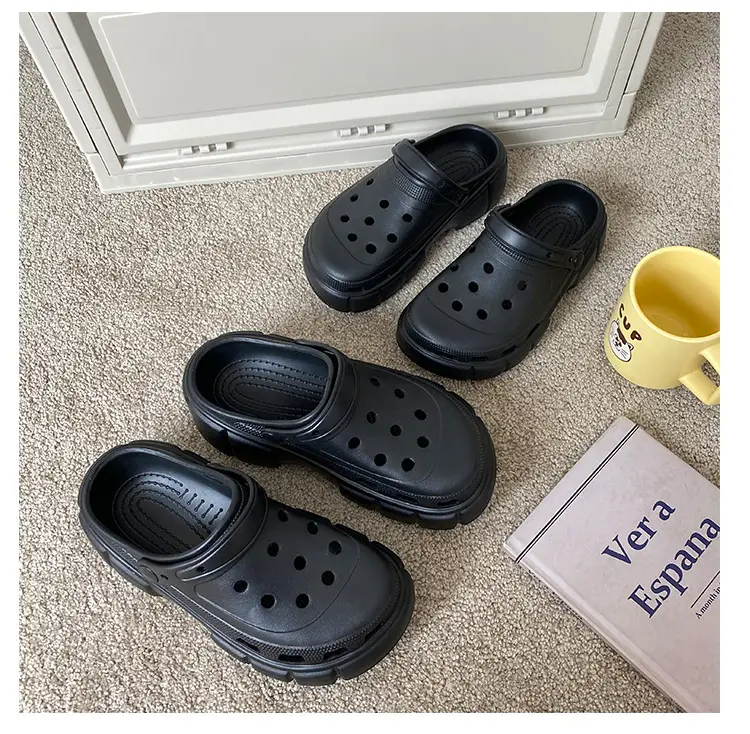 Cross-border new thick-soled 6cm parent-child hole shoes waterproof toe sandals summer outdoor beach hole shoes garden shoes — feature 17