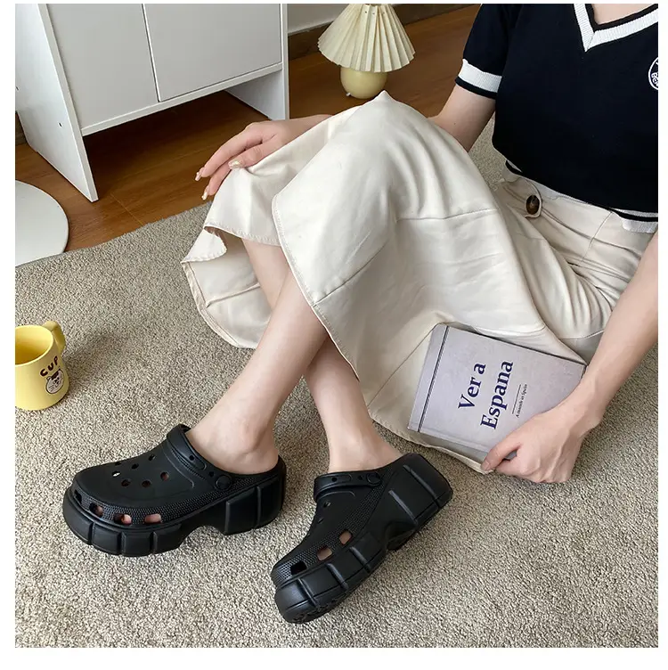 Cross-border new thick-soled 6cm parent-child hole shoes waterproof toe sandals summer outdoor beach hole shoes garden shoes — feature 22