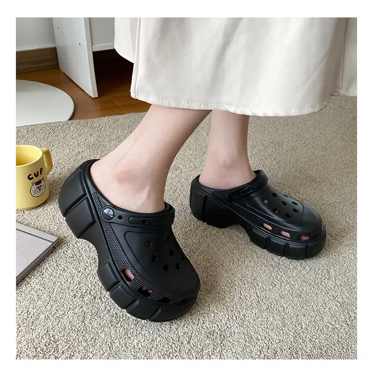 Cross-border new thick-soled 6cm parent-child hole shoes waterproof toe sandals summer outdoor beach hole shoes garden shoes — feature 23