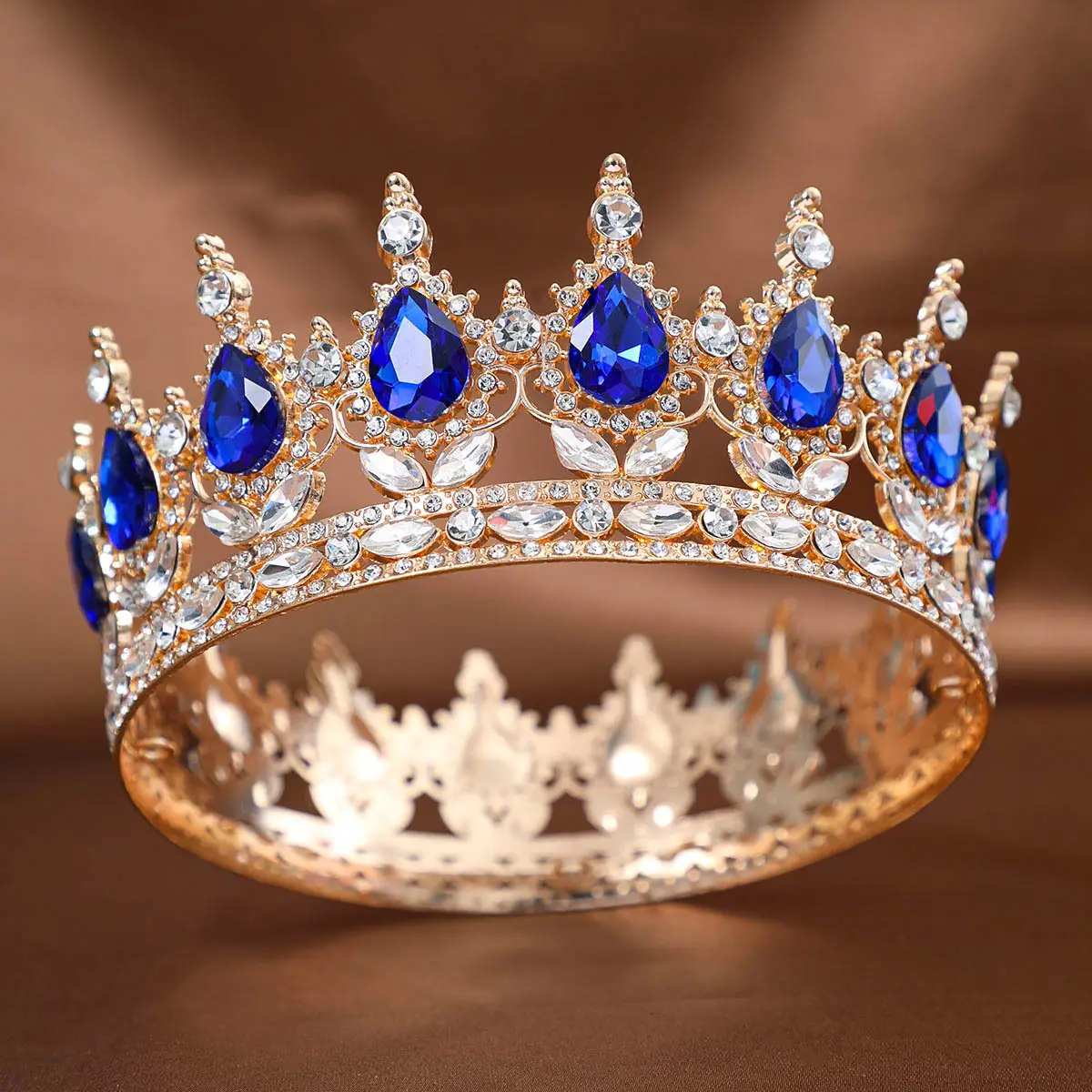 Red Rhinestone Full Circle Crown Hair Accessory - Image 12