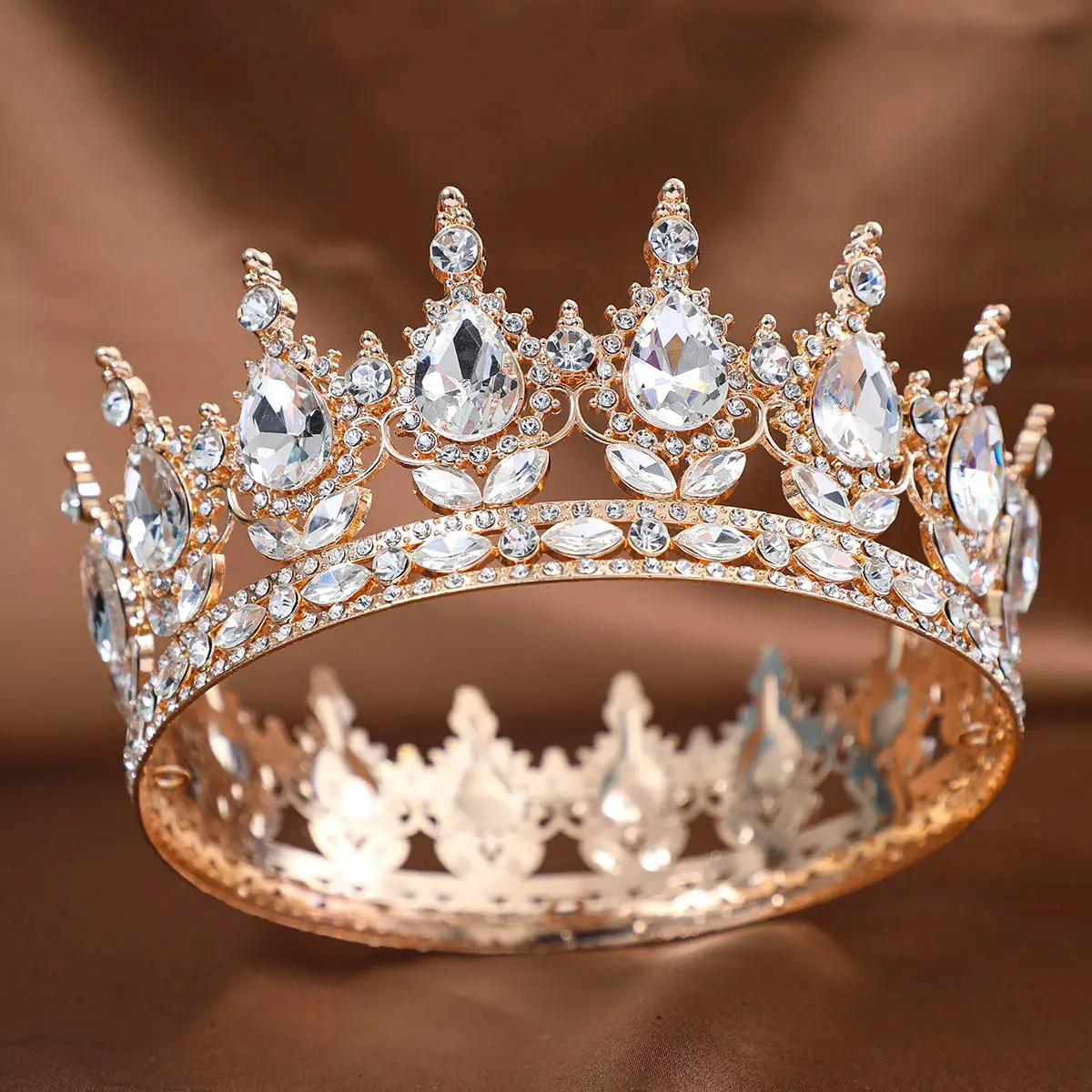 Red Rhinestone Full Circle Crown Hair Accessory - Image 14