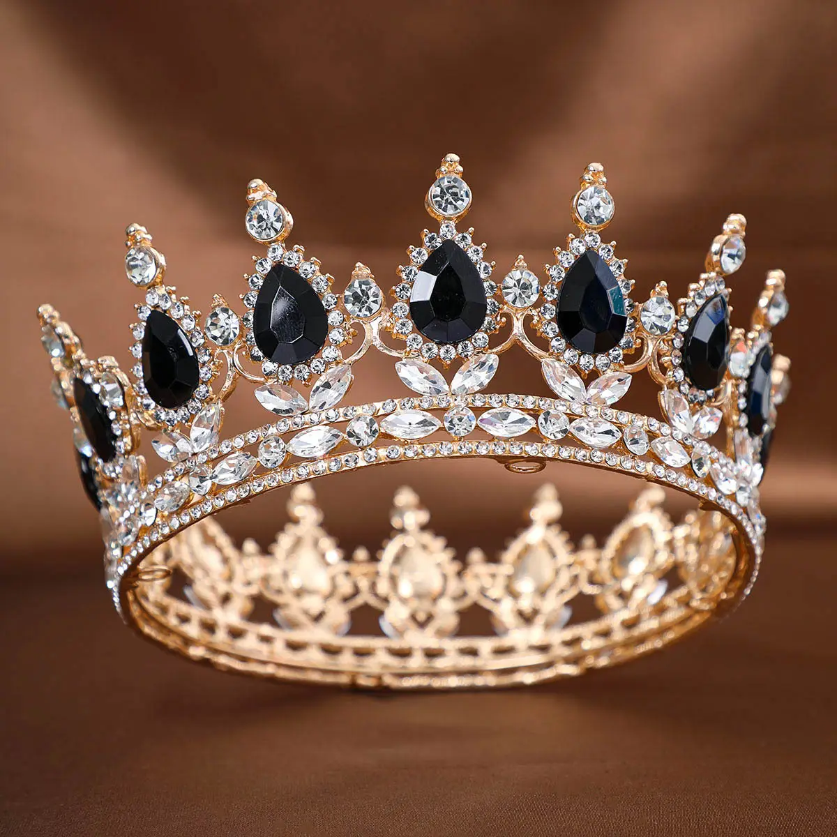 Red Rhinestone Full Circle Crown Hair Accessory - Image 18