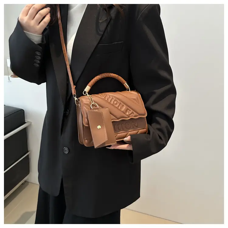 2024 Summer Women's Brown Fendi Inspired Shoulder Bag — feature 13