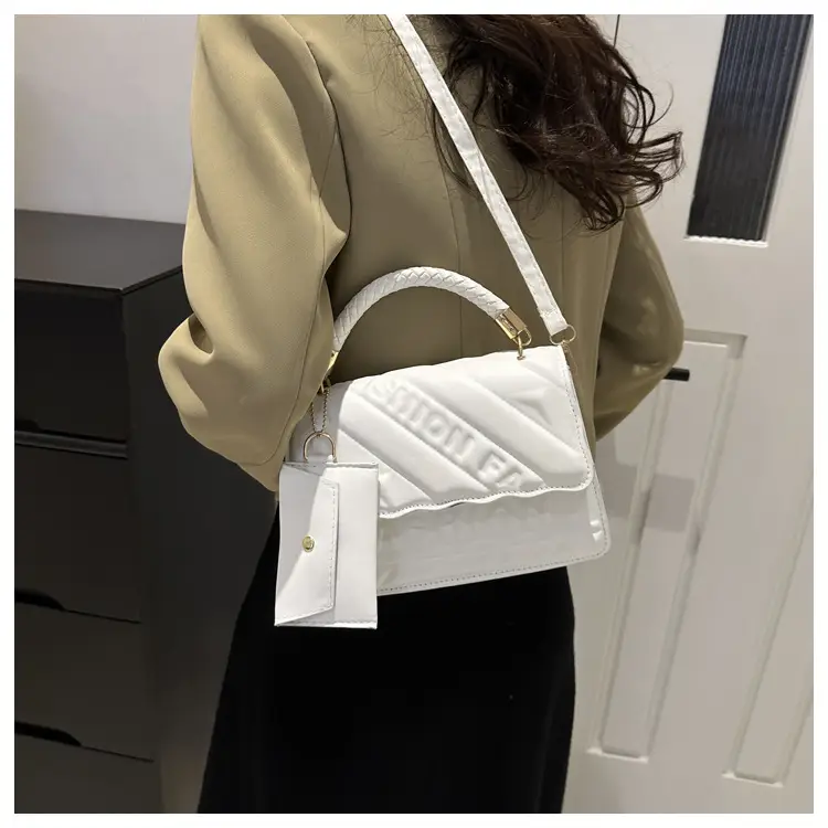 2024 Summer Women's Brown Fendi Inspired Shoulder Bag — feature 19