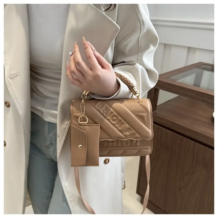 2024 Summer Women's Brown Fendi Inspired Shoulder Bag — feature 23