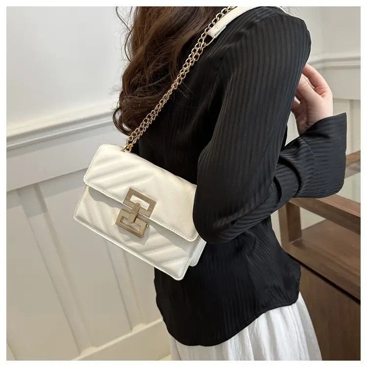 Women's Brown Chain Shoulder Bag with Lock Buckle — feature 13