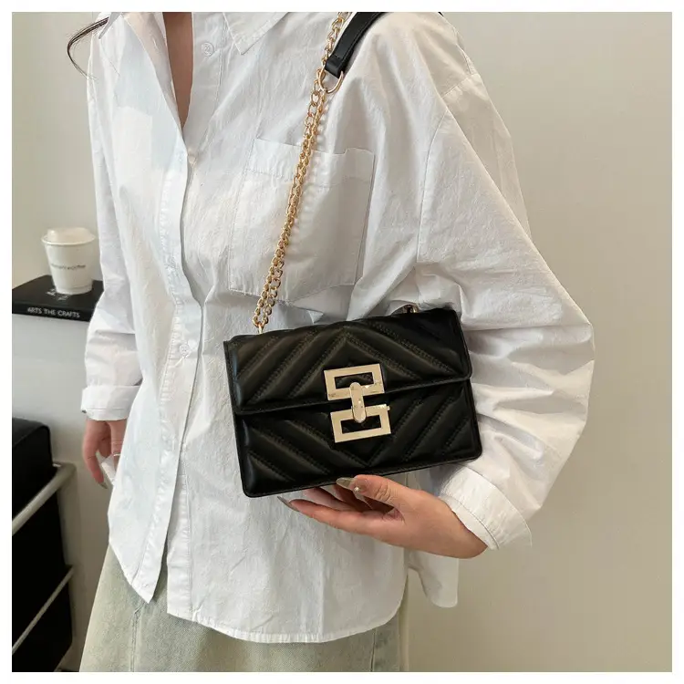 Women's Brown Chain Shoulder Bag with Lock Buckle — feature 18