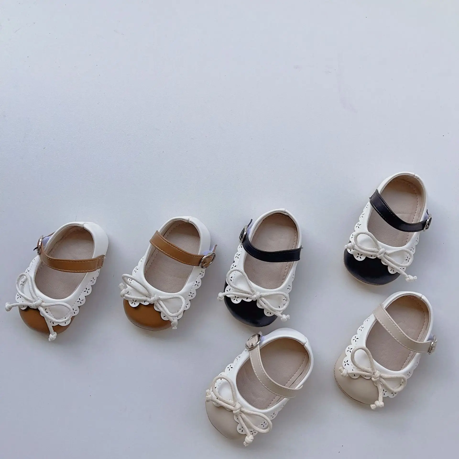 Princess Bow Baby Shoes Brown White 0-2Yrs — feature 13