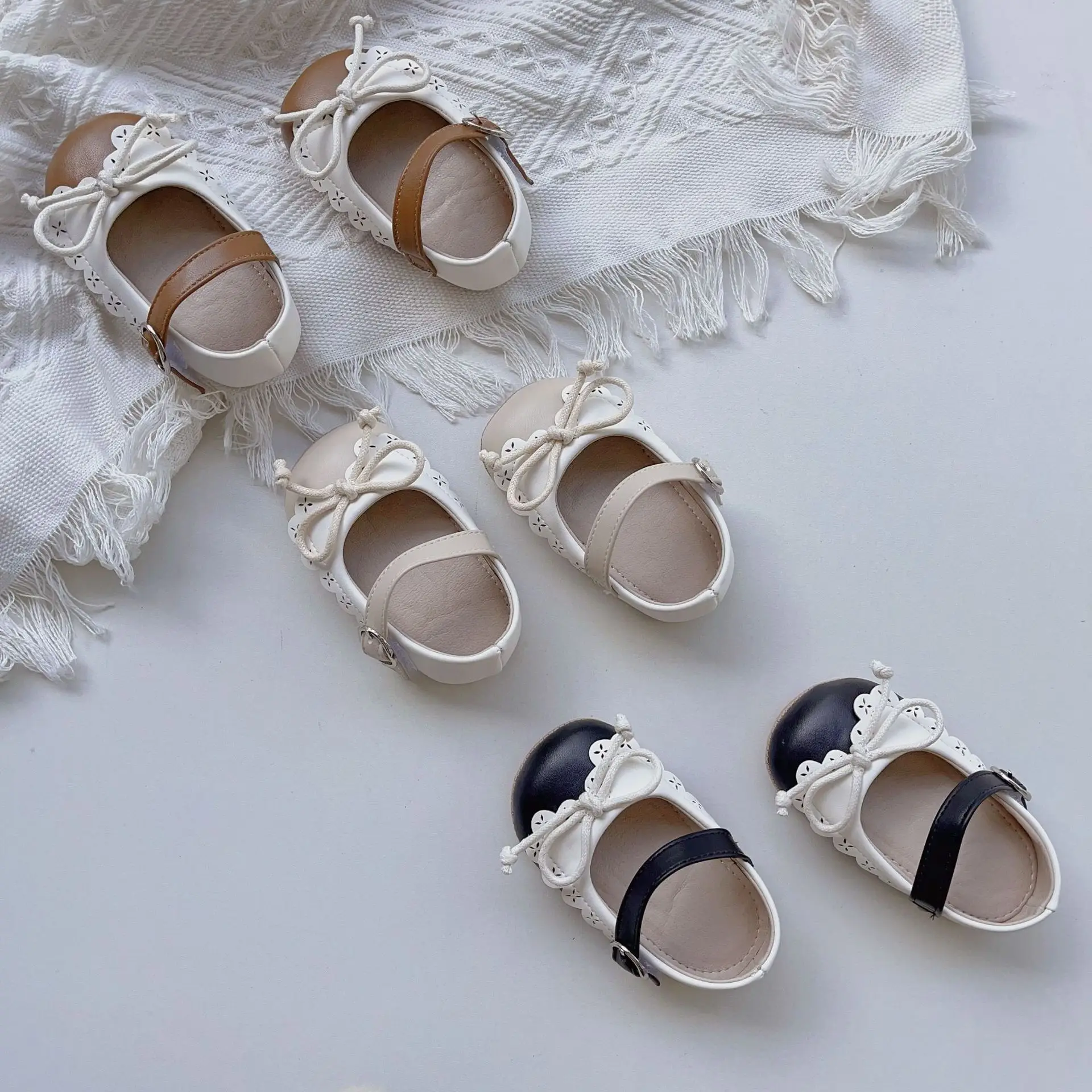 Princess Bow Baby Shoes Brown White 0-2Yrs — feature 8