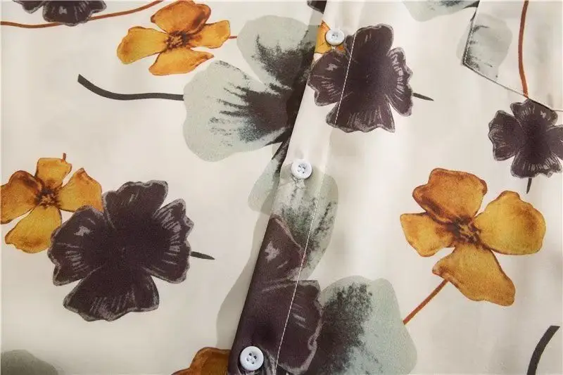 Hong Kong Style Floral Long Sleeve Coat for Men Women — feature 6
