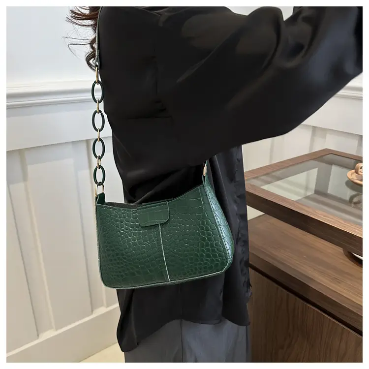 Red Croc Leather Chain Shoulder Bag for Women — feature 10