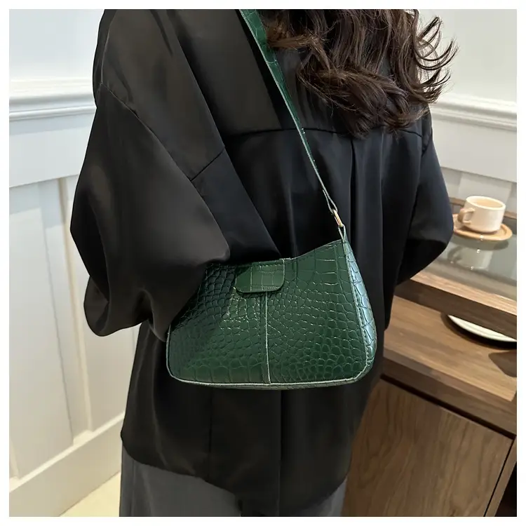 Red Croc Leather Chain Shoulder Bag for Women — feature 12