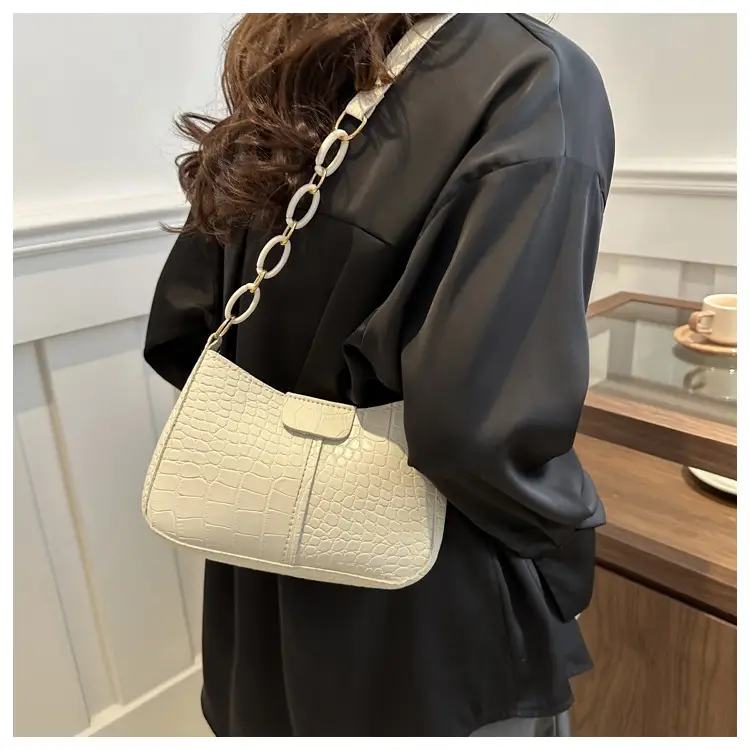 Red Croc Leather Chain Shoulder Bag for Women — feature 13