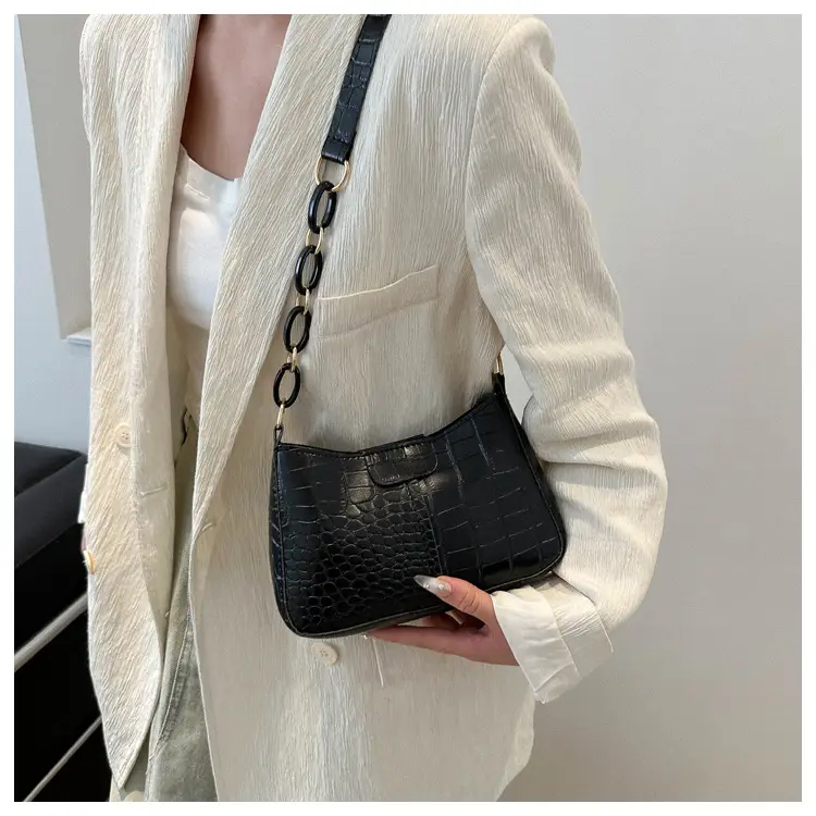 Red Croc Leather Chain Shoulder Bag for Women — feature 18