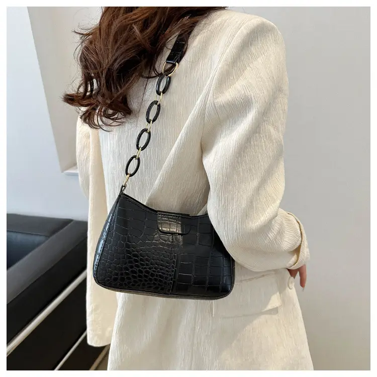 Red Croc Leather Chain Shoulder Bag for Women — feature 19