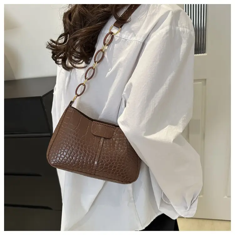 Red Croc Leather Chain Shoulder Bag for Women — feature 28