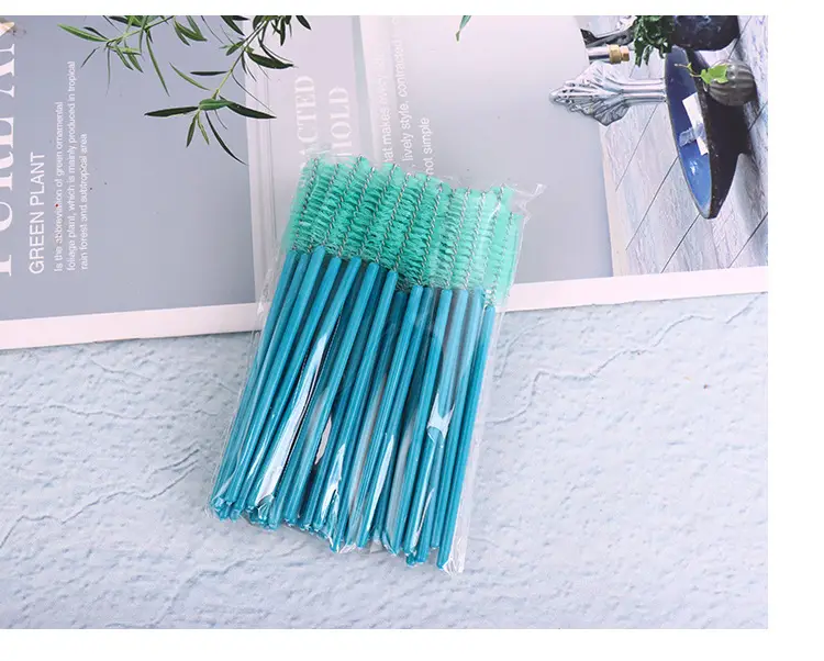 Colorful False Eyelash Brush for Volume & Volume — feature 19