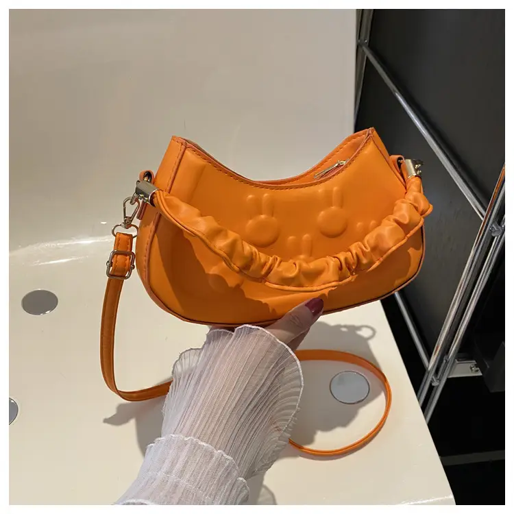 Women's 2024 Spring Semi-Round Shoulder Bag White - Image 3