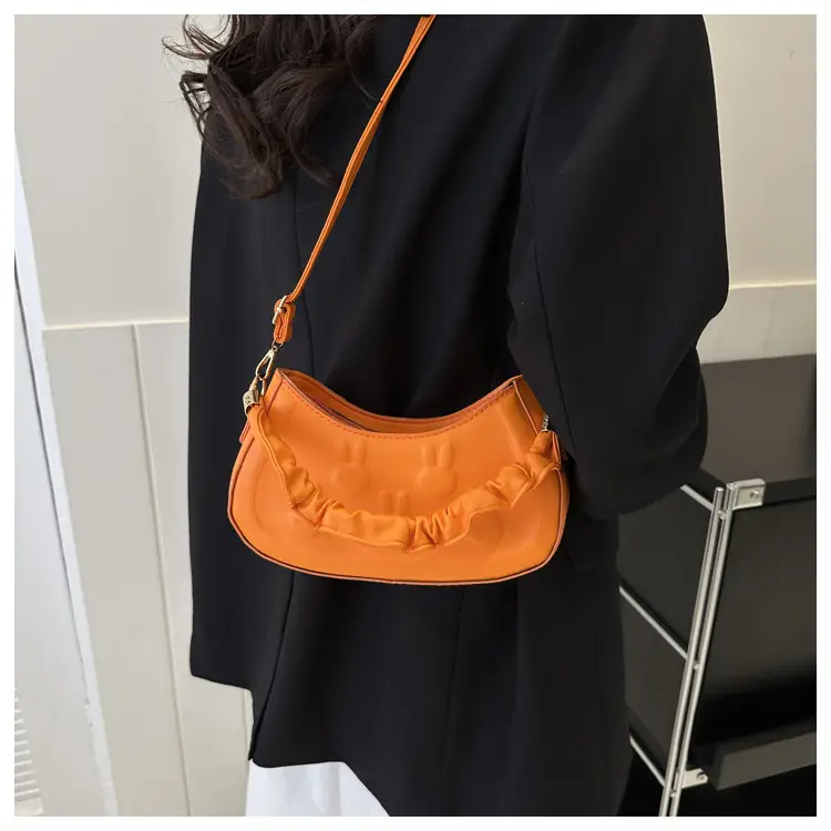 Women's 2024 Spring Semi-Round Shoulder Bag White — feature 24