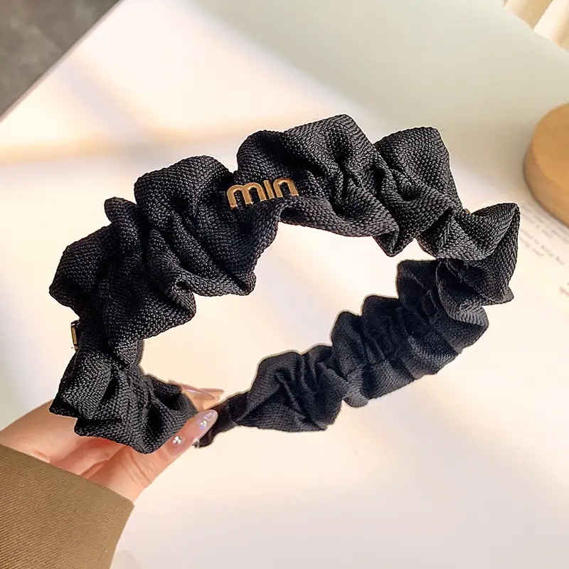 Black Wrinkled Hairpin Headband for Girls Korean Style - Image 2