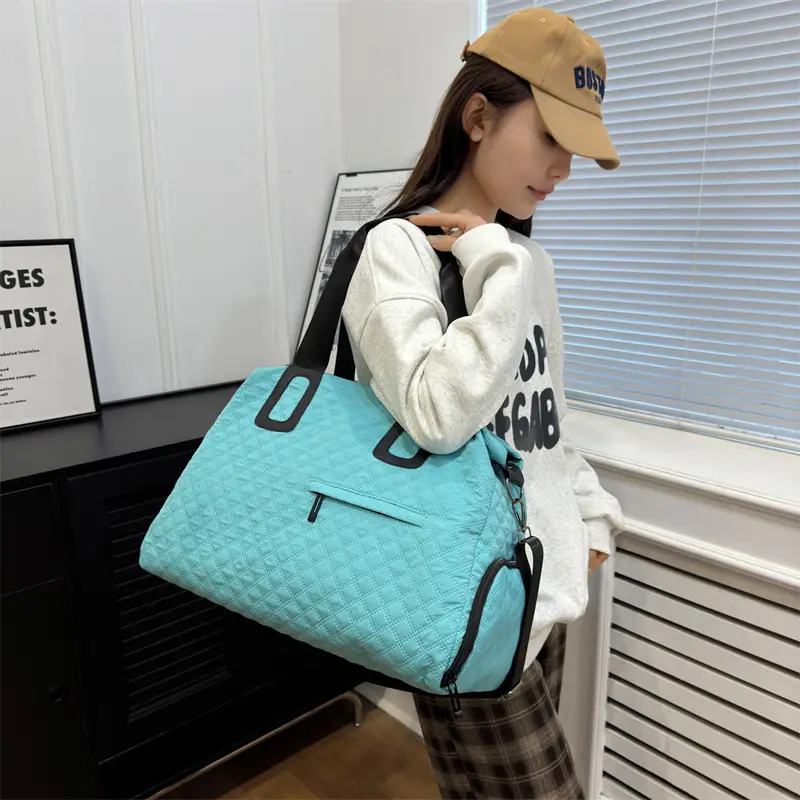 Portable Oblique Red Shoulder Bag Large Capacity Business Travel — feature 12