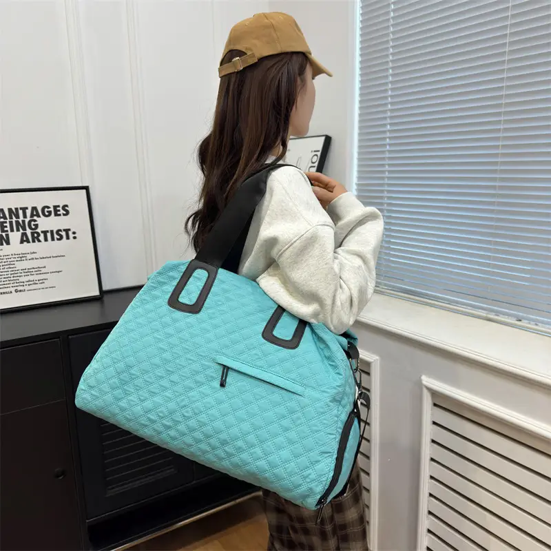 Portable Oblique Red Shoulder Bag Large Capacity Business Travel — feature 13