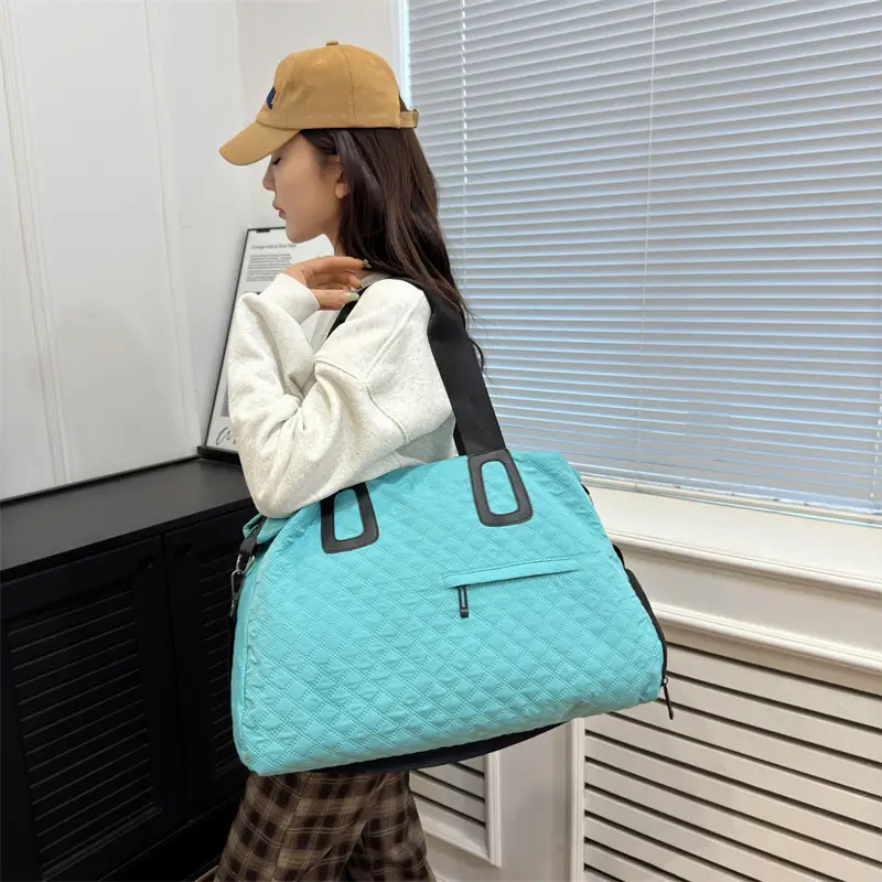 Portable Oblique Red Shoulder Bag Large Capacity Business Travel — feature 14