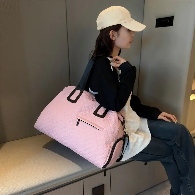 Portable Oblique Red Shoulder Bag Large Capacity Business Travel — feature 6