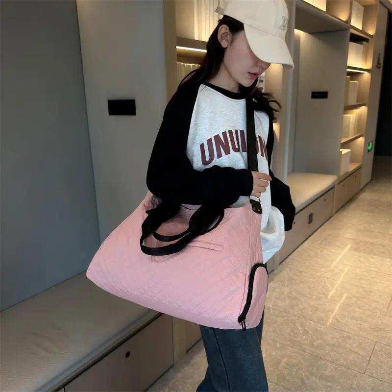 Portable Oblique Red Shoulder Bag Large Capacity Business Travel — feature 7