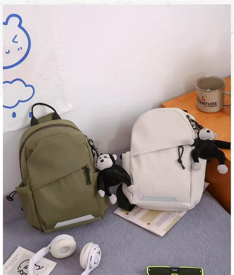 New Korean-Style Unisex Crossbody Bag Olive Green — feature 12