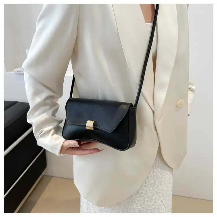 White Korean Style Shoulder Crossbody Bag for Women - Image 9