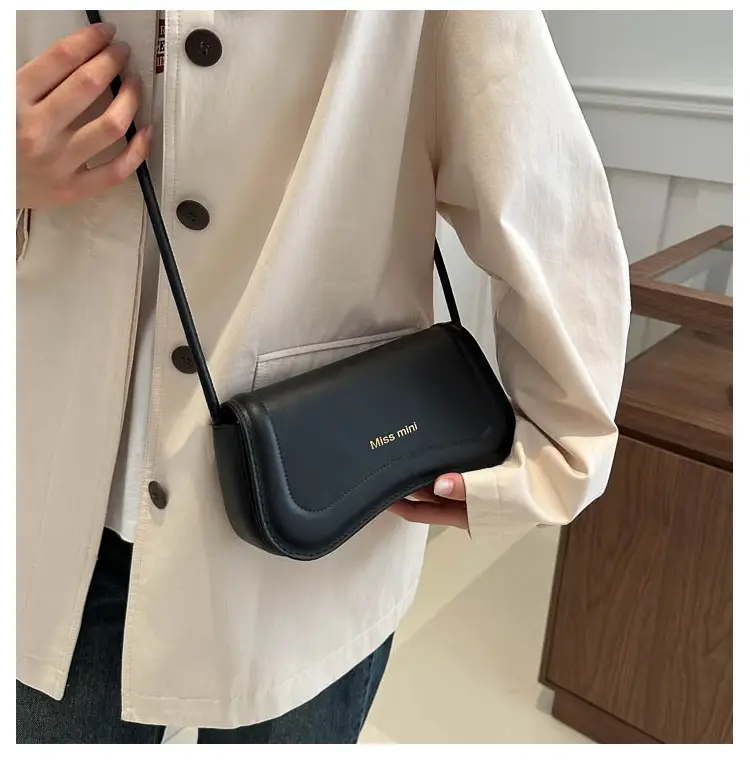 Women's Western Style Small Shoulder Crossbody Bags 2024 — feature 11