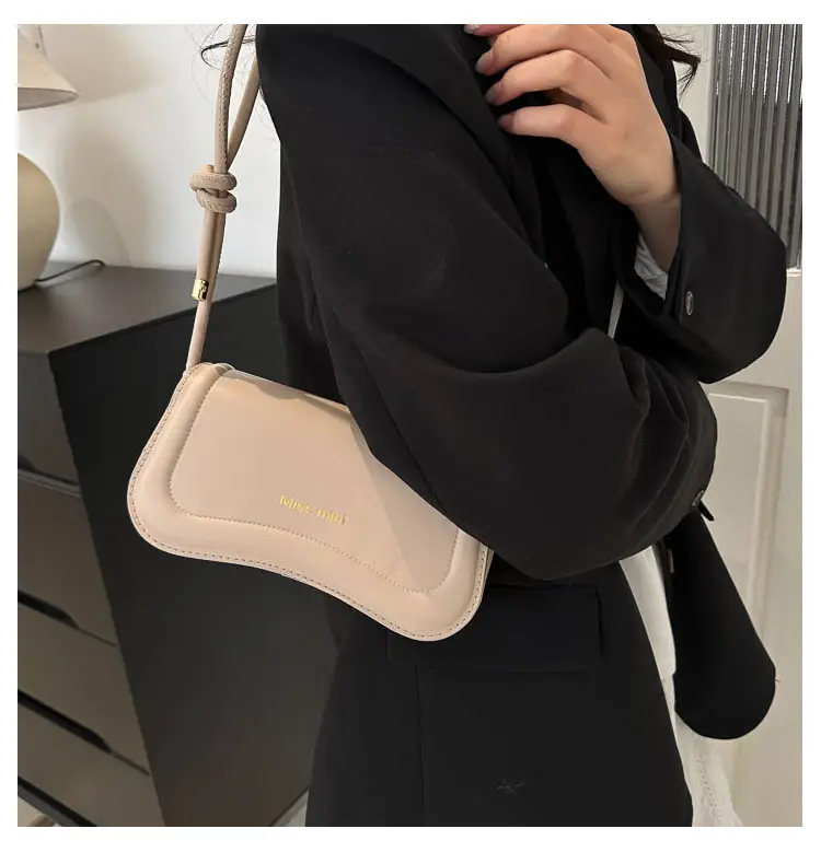 Women's Western Style Small Shoulder Crossbody Bags 2024 — feature 27
