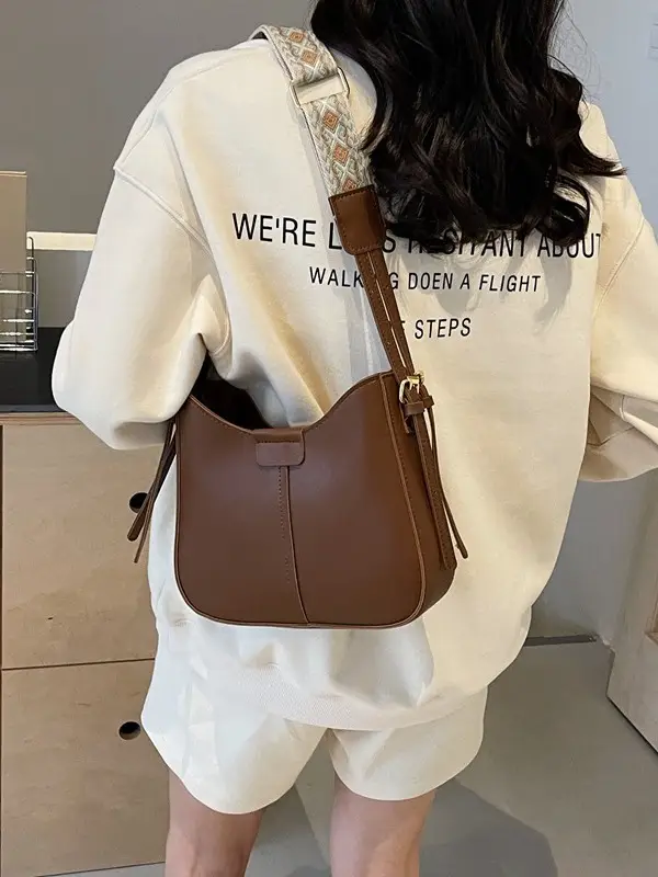 Korean Style Bucket Bag for Women Cream Spring Summer 2024 - Image 8