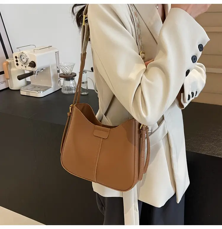 Korean Style Bucket Bag for Women Cream Spring Summer 2024 — feature 16
