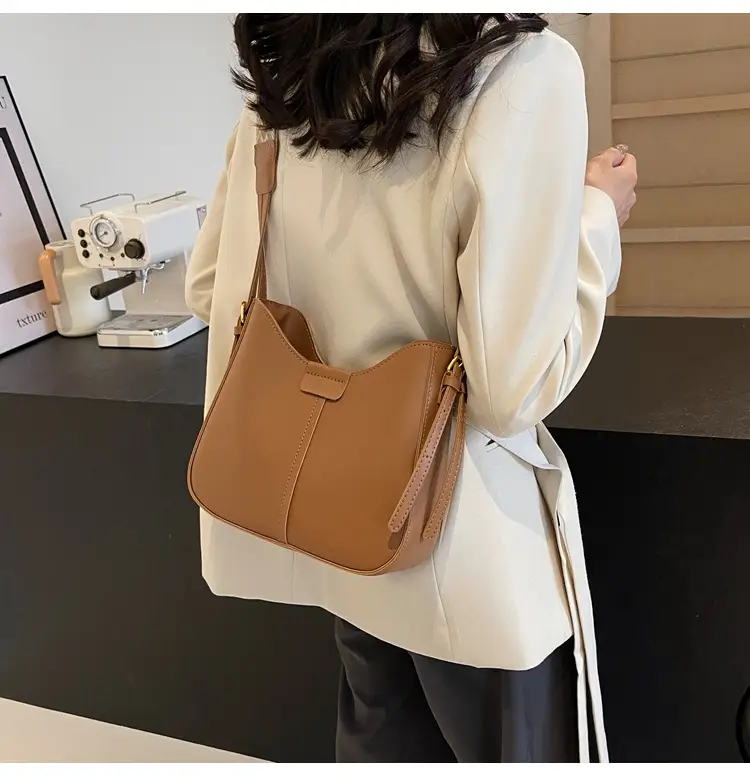 Korean Style Bucket Bag for Women Cream Spring Summer 2024 — feature 17
