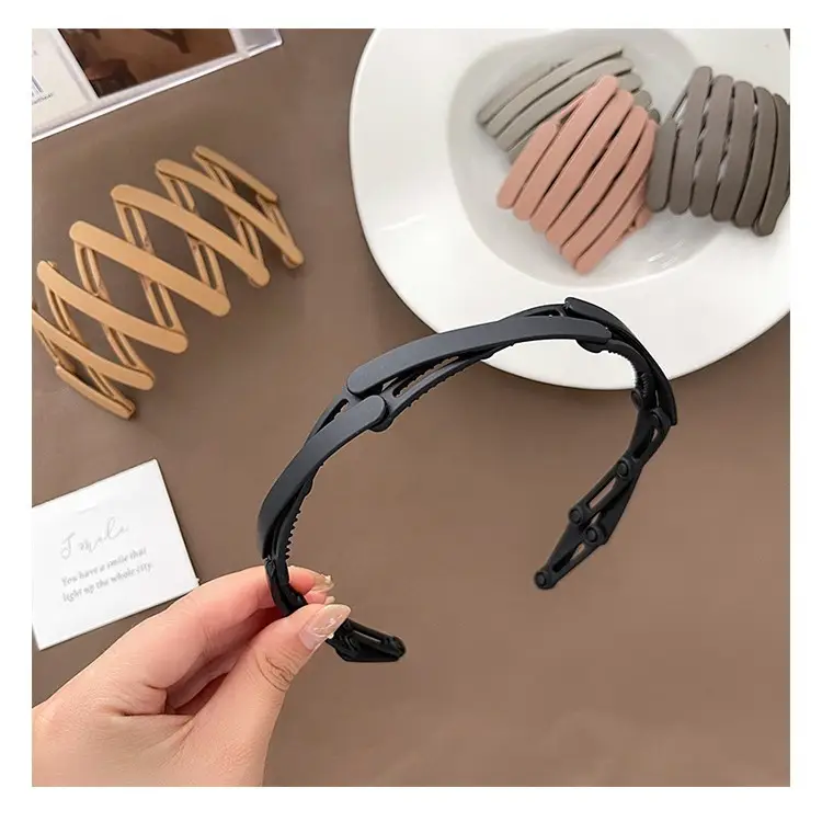 Travel Retractable Headband for Women Face Wash Toothed Hairpin - Image 28