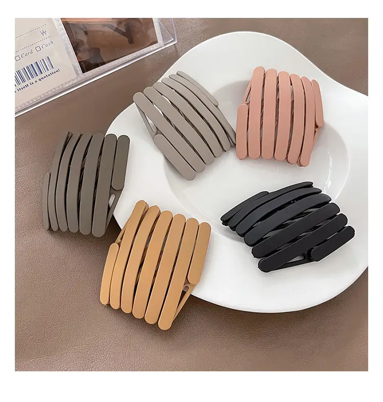 Travel Retractable Headband for Women Face Wash Toothed Hairpin - Image 25