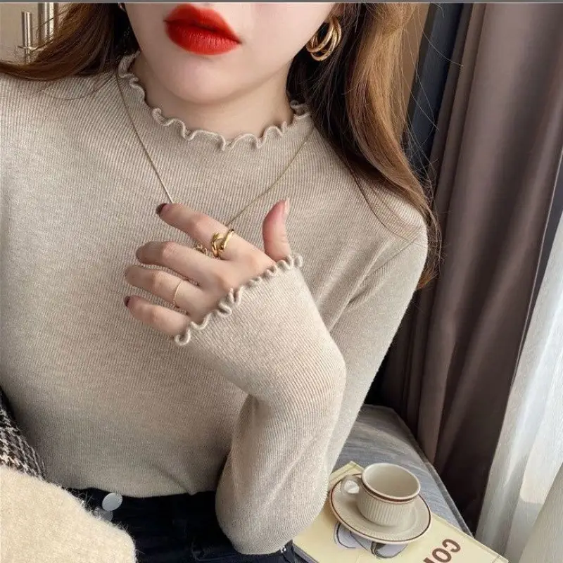 Half Turtleneck Slim Knitwear for Women in Autumn and Winter 2025 Fungus-Edged Bottoming Shirt with Slim Inner Right Shoulder Long-Sleeved Top
