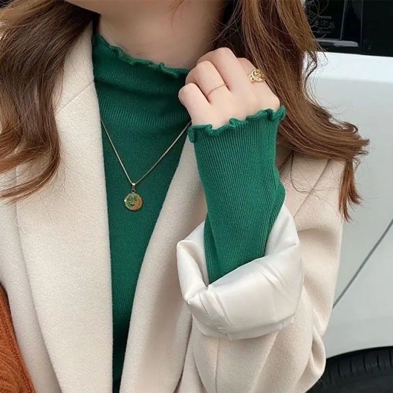 Half Turtleneck Slim Knitwear for Women in Autumn and Winter 2025 Fungus-Edged Bottoming Shirt with Slim Inner Right Shoulder Long-Sleeved Top