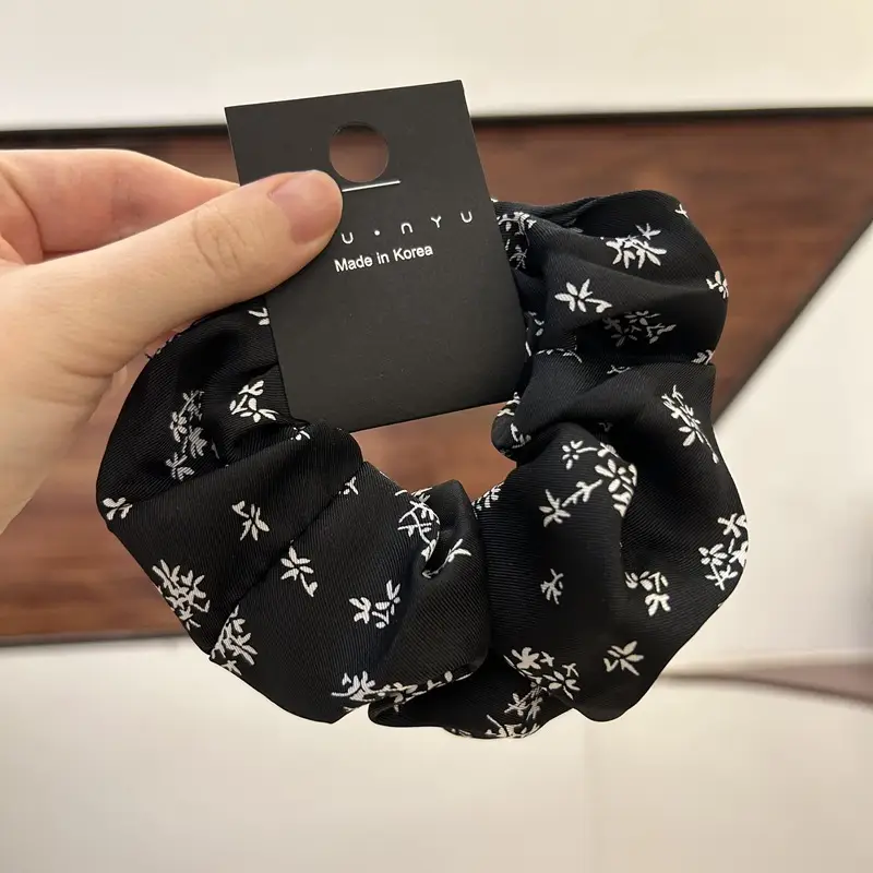 French Retro Floral Satin Hair Bands Green Black — feature 10