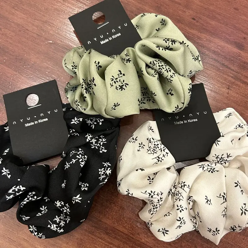 French Retro Floral Satin Hair Bands Green Black — feature 6