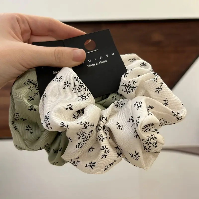 French Retro Floral Satin Hair Bands Green Black — feature 9